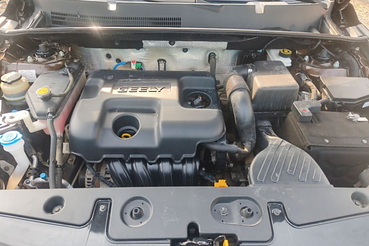 吉利汽车 远景X6 2016款 1.8L 手动尊贵型机舱底盘24