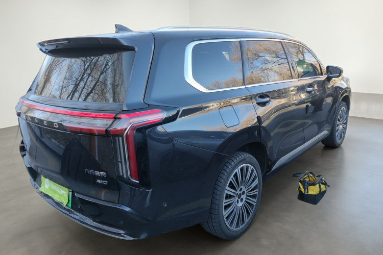 星途揽月C-DM 2025款 180 超长续航Max四驱 6座车身外观7