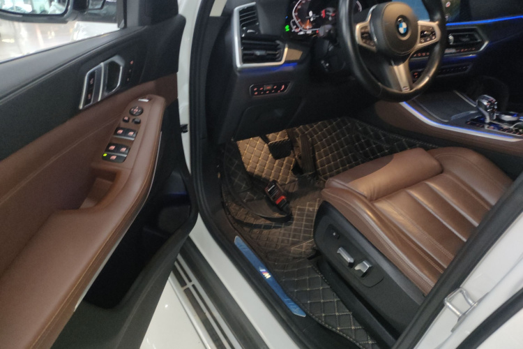 宝马X5(进口) 2019款 xDrive30i M运动套装中控内饰20