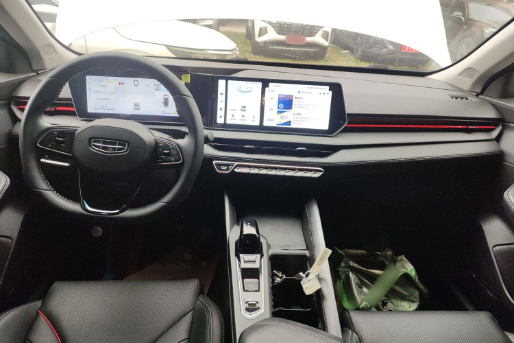 吉利汽车 2022款 缤瑞COOL 1.5T DCT电掣版中控内饰12