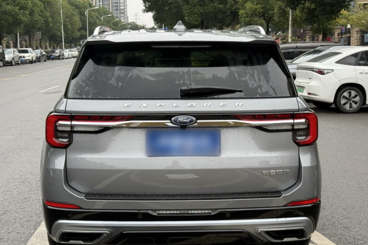 福特 探险者 2024款 2.3T EcoBoost 后驱风尚版 6座车身外观6004