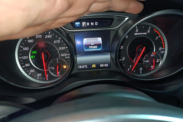 奔驰A级AMG(进口) 2016款 AMG A 45 4MATIC局部细节14