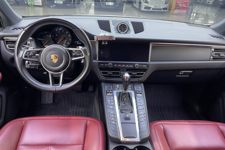 保时捷 2018款 Macan 2.0T中控内饰7001