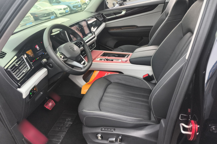 大众 途昂 2021款 530 V6 四驱尊崇豪华版中控内饰19