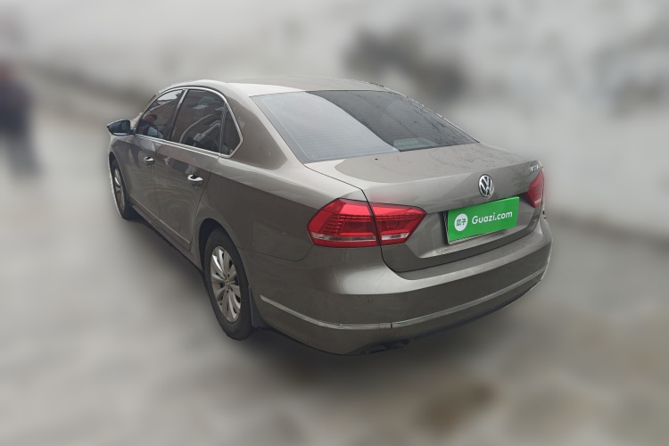 大众 帕萨特 2013款 1.8TSI DSG尊荣版车身外观6003