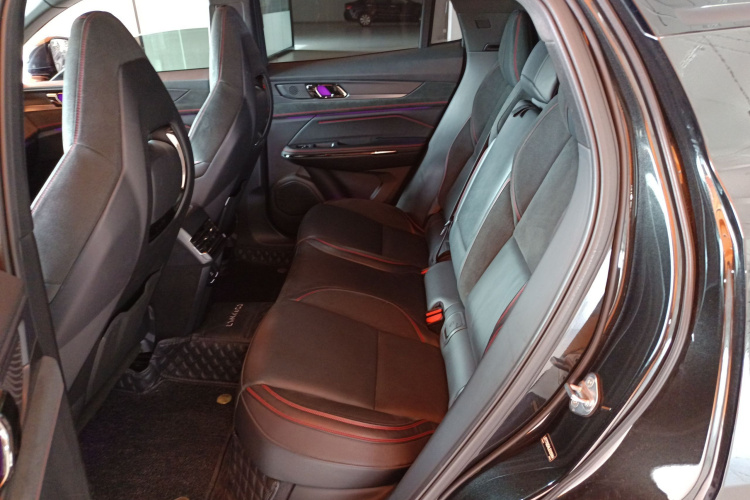 领克05 2020款 2.0TD 四驱劲Halo中控内饰21