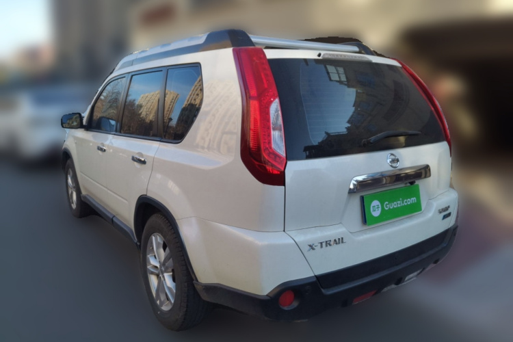 日产 奇骏 2012款 2.5L CVT豪华版 4WD车身外观6003