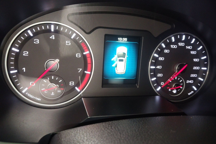 哈弗H6 2018款 蓝标 运动版 1.5T 自动两驱精英型局部细节14