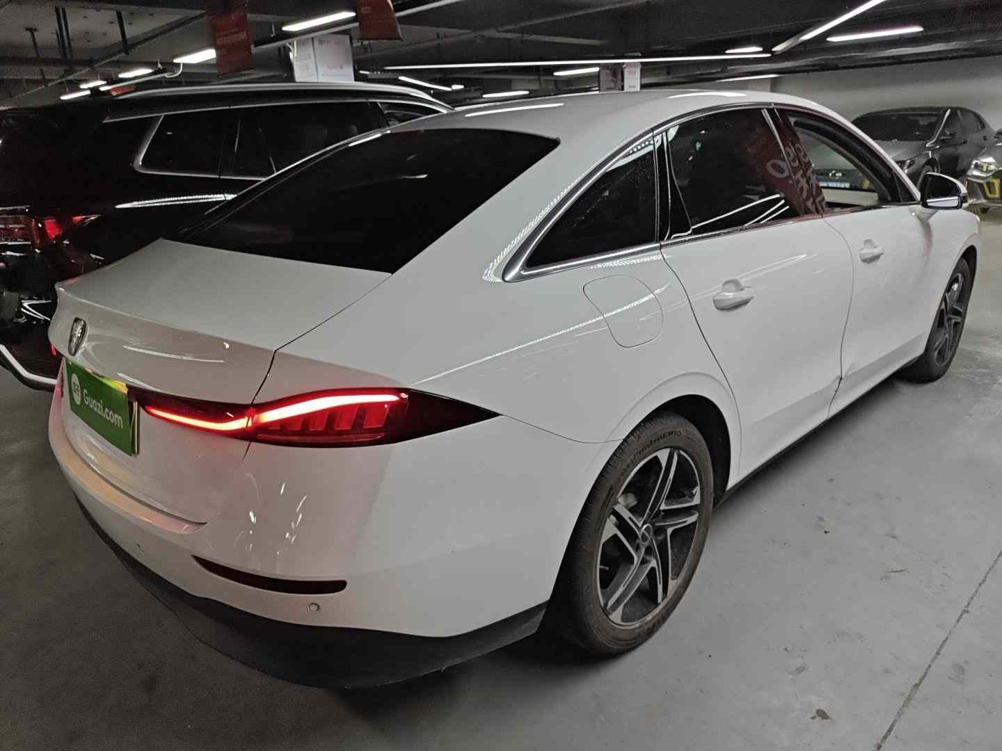 荣威D7 2023款 DMH 125km 超越版(5)