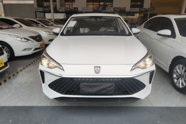 荣威i5 2023款 1.5L CVT豪华版车身外观2