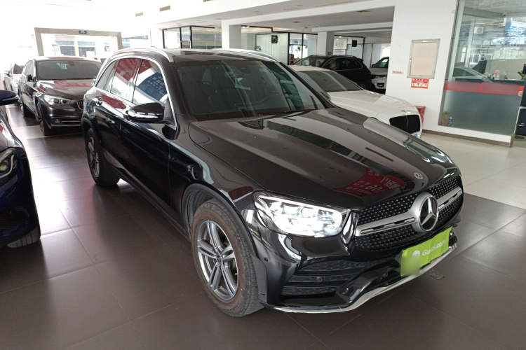 奔驰GLC 2020款 GLC 260 L 4MATIC 豪华型车身外观3