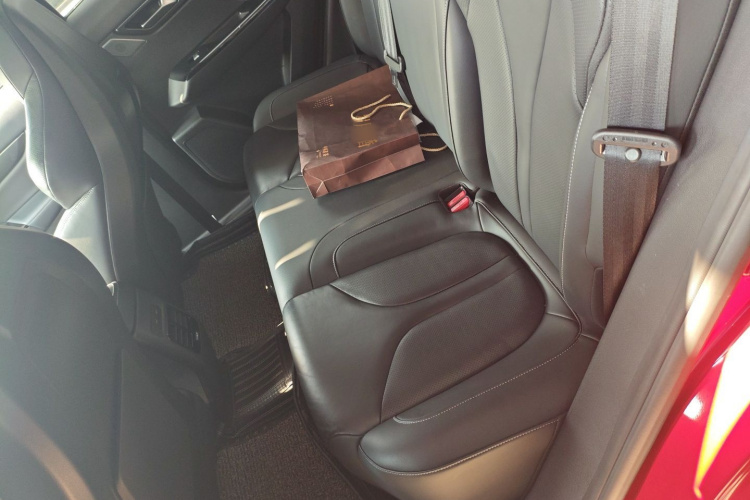 小鹏G3 2019款 尊享版中控内饰21