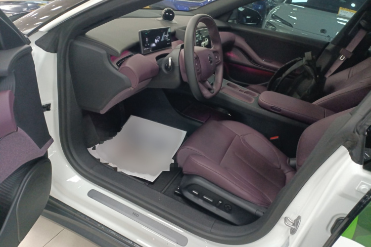 蔚来ET5 2024款 75kWh中控内饰7003