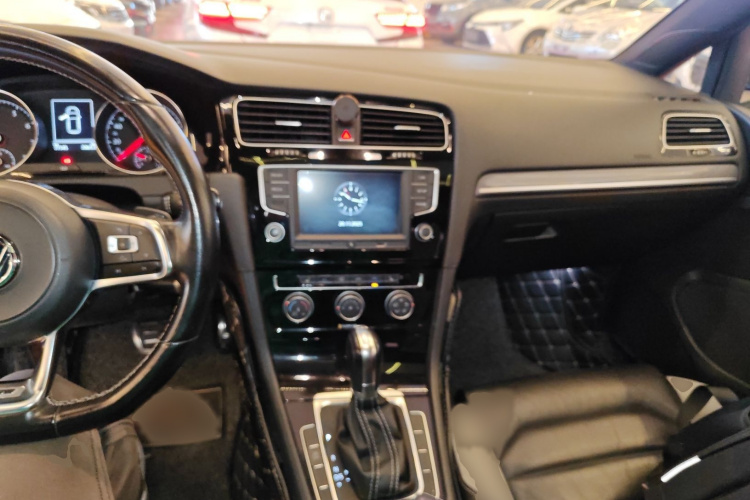 大众 高尔夫 2017款 280TSI 自动R-Line百万辆纪念版中控内饰7002