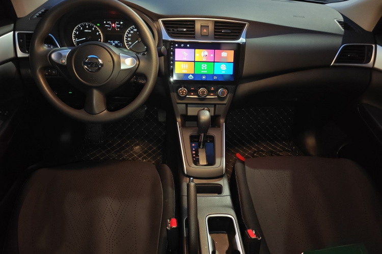 日产 轩逸 2024款 改款三 经典 1.6XE CVT舒适版中控内饰12