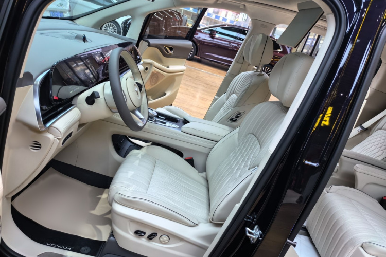 岚图汽车 岚图梦想家 2024款 PHEV 超长续航旗舰版局部细节19