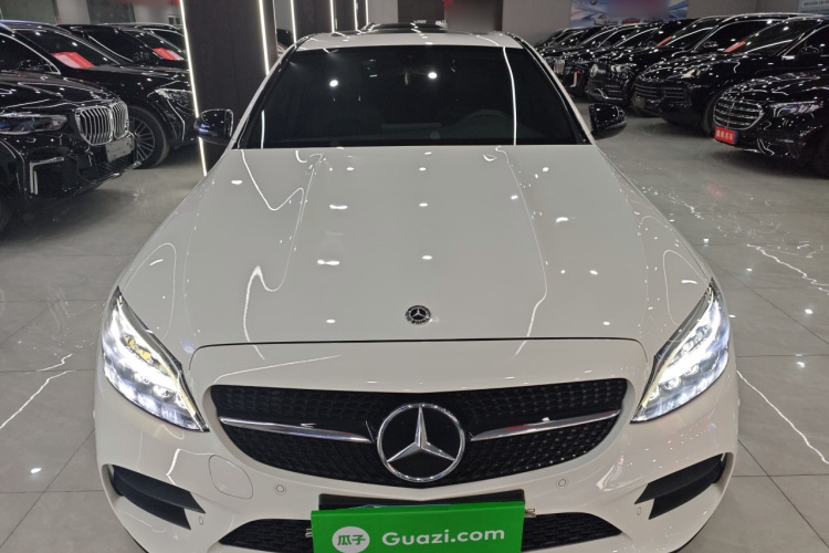 奔驰C级 2021款 C 260 星耀臻藏版车身外观2