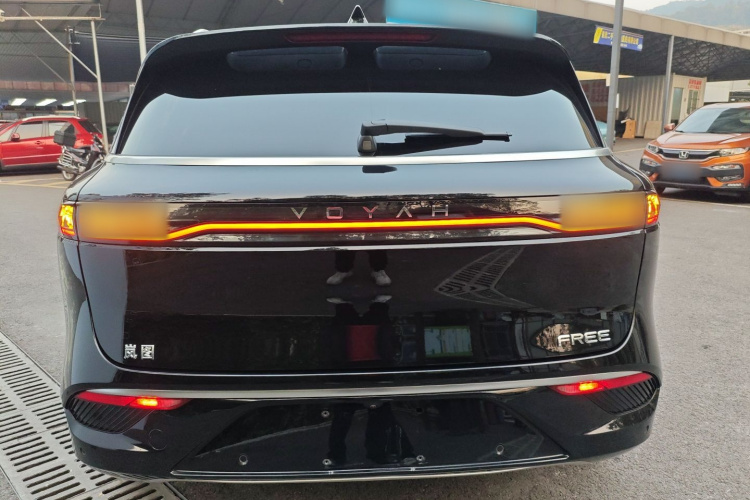 岚图汽车 岚图FREE 2021款 两驱标准纯电城市版车身外观6