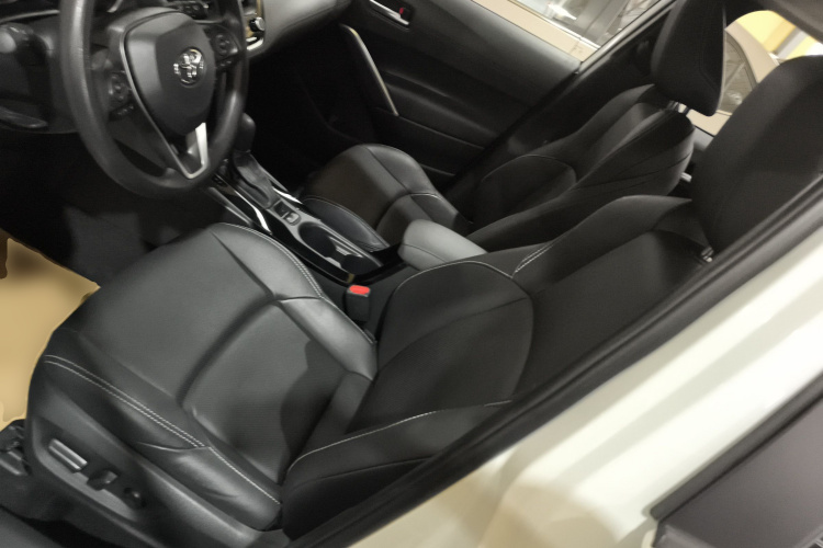 丰田 锋兰达 2022款 2.0L CVT豪华PLUS版中控内饰19