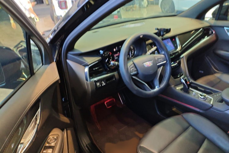 凯迪拉克XT6 2020款 改款 28T 六座豪华型中控内饰7003