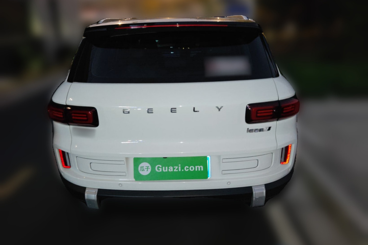 吉利汽车 吉利icon 2023款 1.5TD 巧克力醇巧版车身外观6