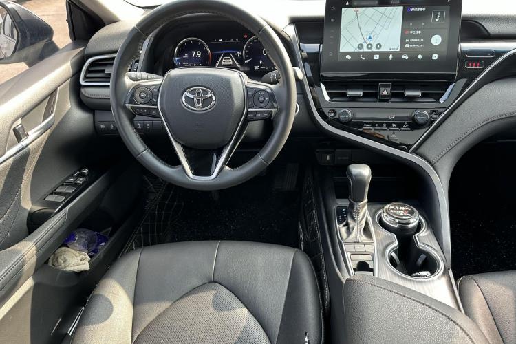 丰田 凯美瑞 2021款 2.5G 豪华版中控内饰7001