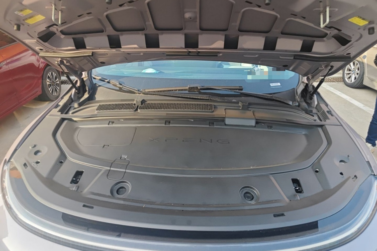 小鹏G6 2025款 625 长续航 Max 科技版局部细节24