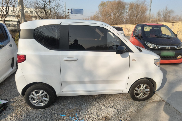 五菱汽车 宏光MINIEV 2020款 悦享款 三元锂车身外观4