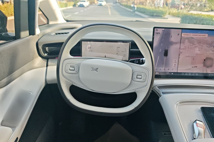 小鹏X9 2025款 740超长续航 Max局部细节13