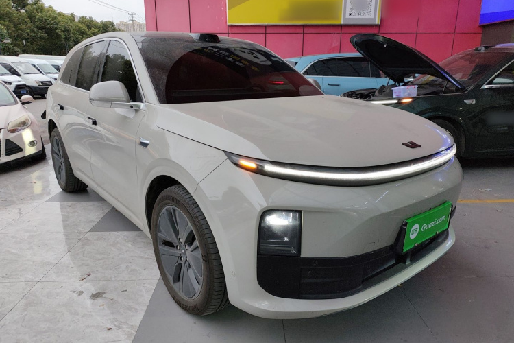 理想汽车 理想L6 2024款 Max车身外观3