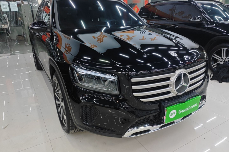 奔驰GLB 2025款 GLB 220 时尚型车身外观6002