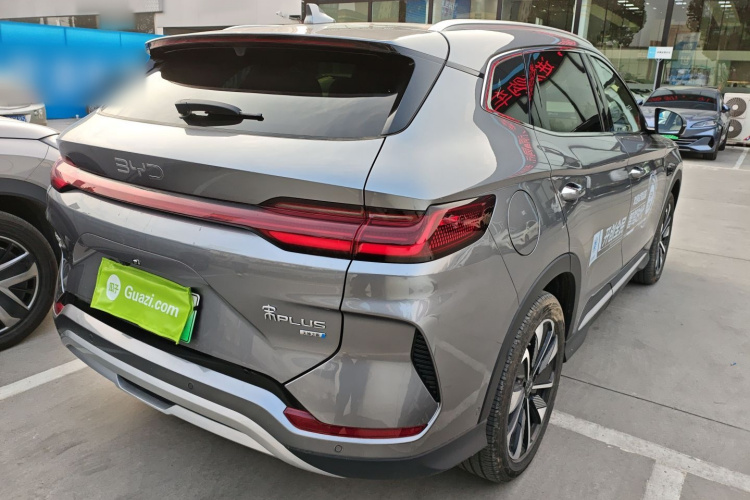 比亚迪 宋PLUS新能源 2025款 EV 智驾版 605km 旗舰型车身外观6005