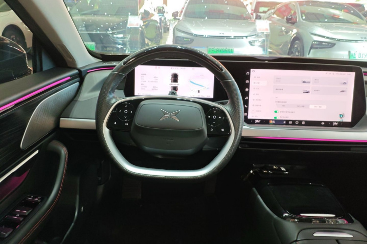 小鹏P7 2022款 480N+中控内饰13