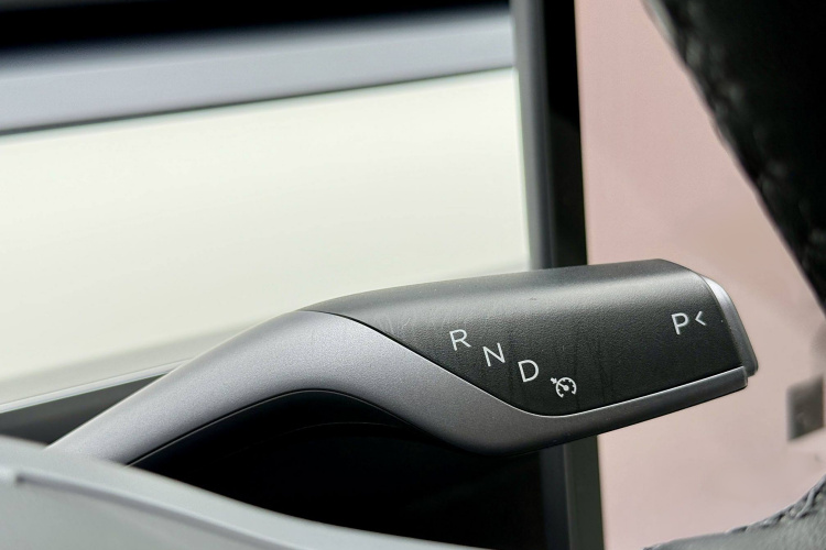 特斯拉 Model Y 2022款 后轮驱动版局部细节18