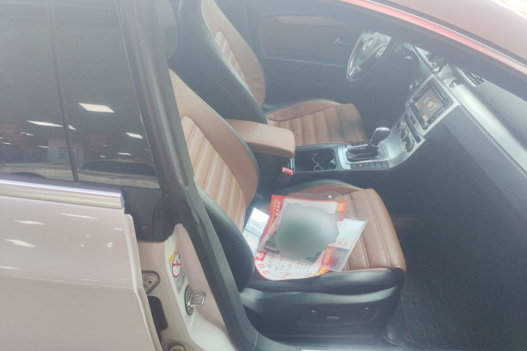 一汽-大众CC 2015款 2.0TSI 豪华型局部细节41