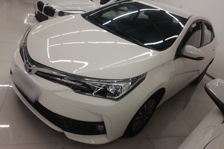 丰田 卡罗拉 2018款 1.2T S-CVT GL智享版车身外观4