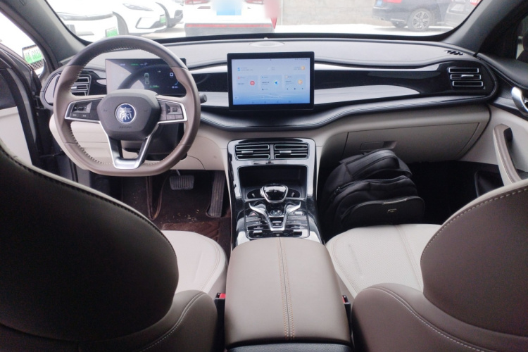 比亚迪 秦PLUS 2023款 冠军版 DM-i 55KM领先型中控内饰12