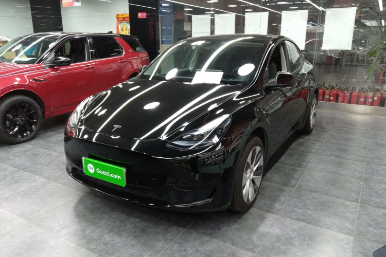 特斯拉 Model Y 2022款 改款 后轮驱动版车身外观1