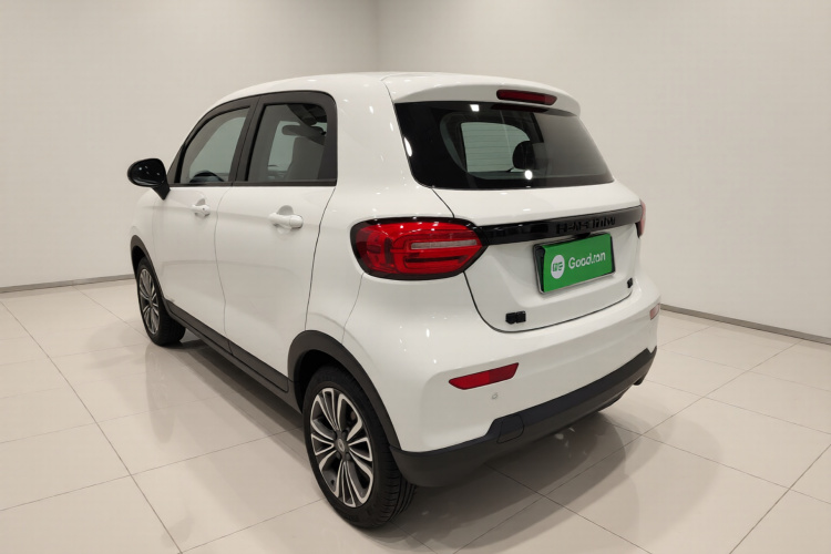 零跑汽车 零跑T03 2024款 403舒享版车身外观5