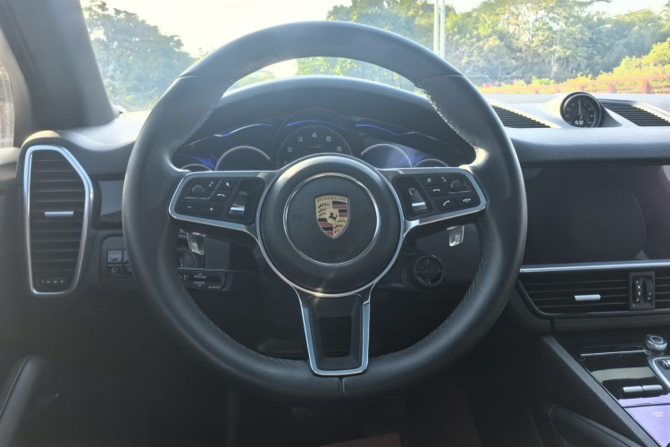 保时捷 Cayenne新能源 2019款 Cayenne E-Hybrid 2.0T中控内饰7007