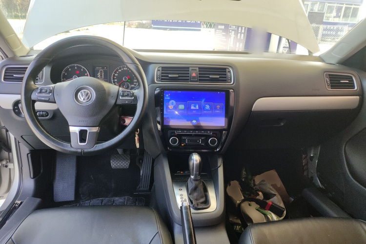 大众 速腾 2014款 改款 1.4TSI 自动豪华型中控内饰12