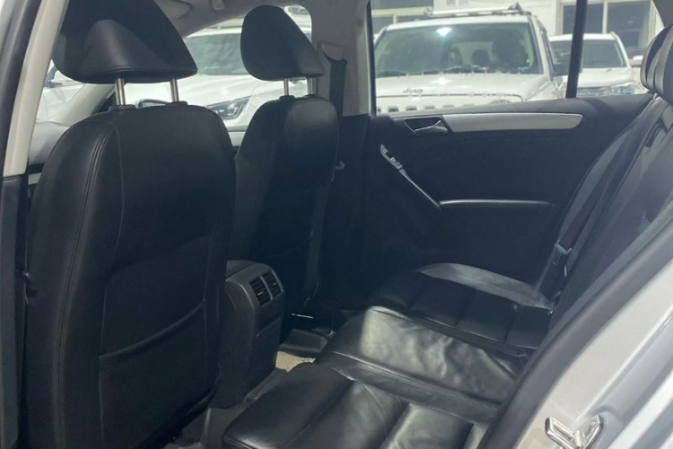 大众 高尔夫 2011款 1.4TSI 自动豪华型中控内饰7005