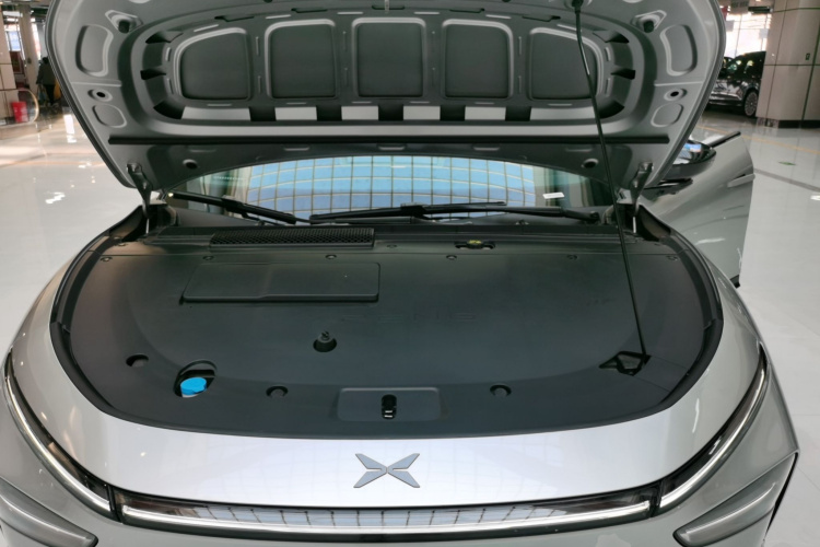 小鹏P7+ 2024款 超长续航 Max机舱底盘24