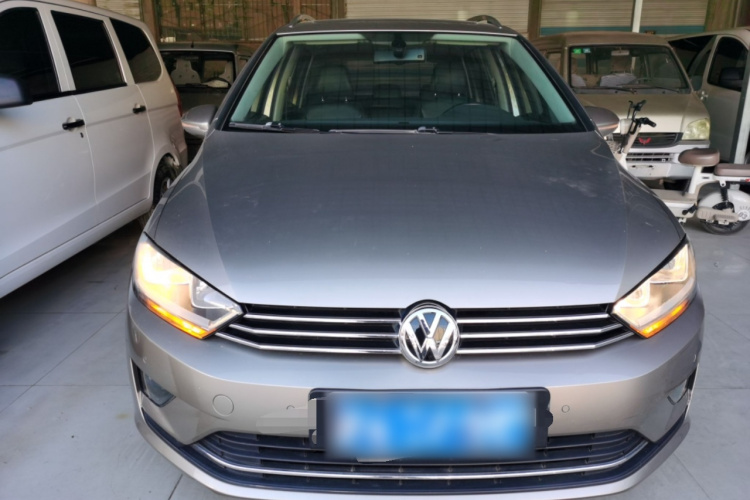 大众 高尔夫·嘉旅 2016款 280TSI 自动豪华型车身外观2