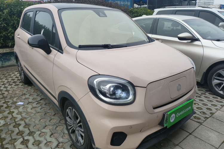 零跑汽车 零跑T03 2021款 400豪华Pro版车身外观3