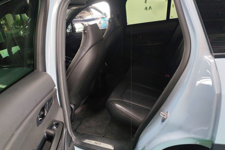 蔚来ES6 2020款 600KM 运动版中控内饰7004