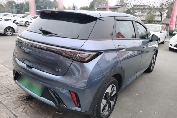 比亚迪 海豚 2025款 420km 自由版车身外观7