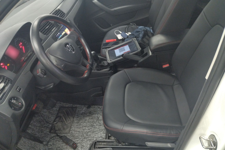 大众 桑塔纳 2021款 1.5L 自动风尚版局部细节19