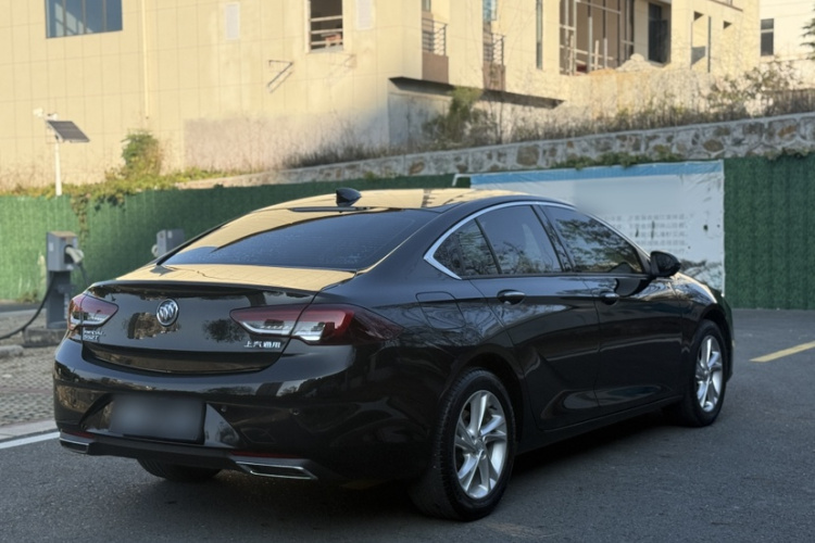 别克 君威 2023款 552T 智享型车身外观6003