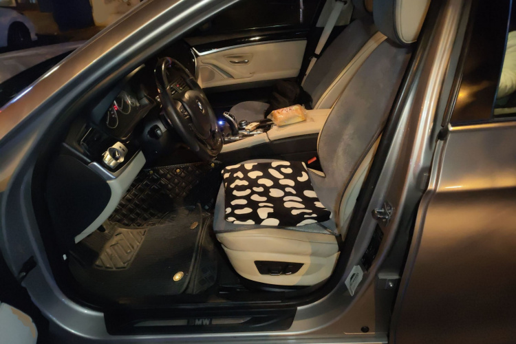 宝马5系(进口) 2011款 535i 领先运动型局部细节19